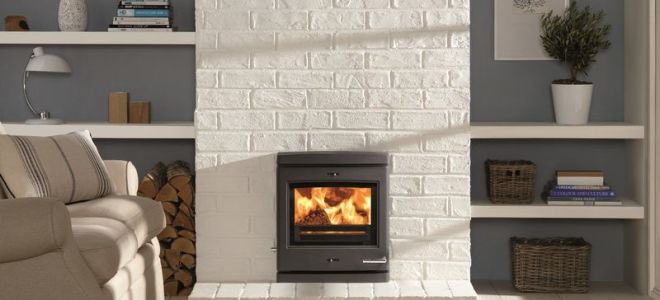 Современный электрокамин в интерьере: 7 особенностей