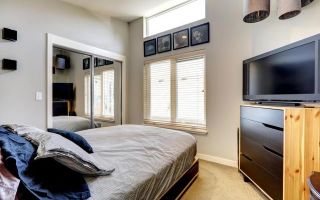 Спальный уголок – кровать с телевизором: требования и рекомендации