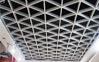 Конструктивный потолок грильято: оригинальное оформление и 5 достоинств
