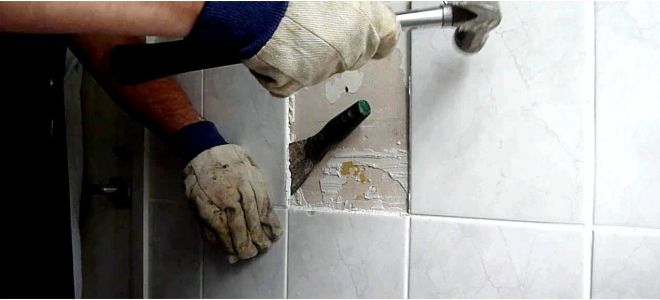 Как делают демонтаж плитки: 5 важных рекомендаций