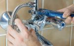 Установка смесителя в ванной: 5 советов начинающим сантехникам