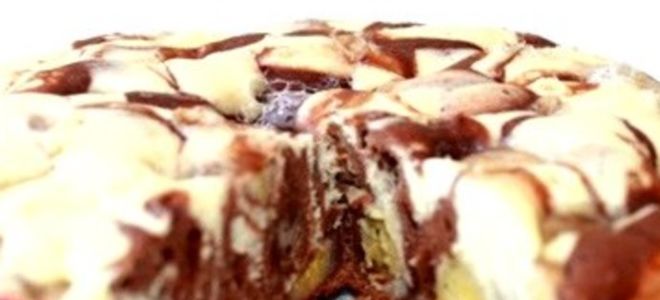 Необычная шарлотка с бананами: простой рецепт вкусного пирога