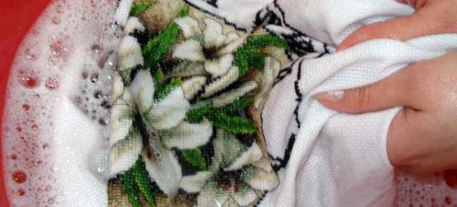 Как стирать вышивку крестиком: полезные советы