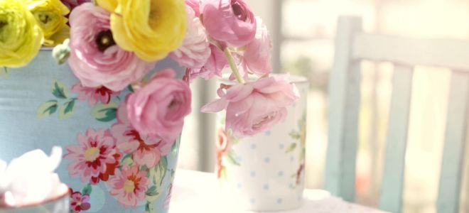 Красивые обои с цветами: 10 советов по подбору