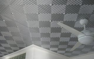 Декоративный потолок из плиток пенопласта: 10 плюсов